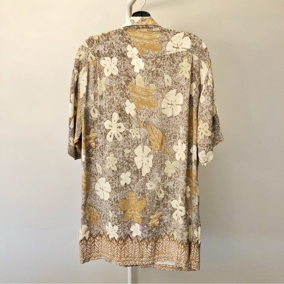 LINEAGE Patterns Floral Hippie Oversized Short Sleeves Button Down Shirt Blouse. - Picture 2 of 12
